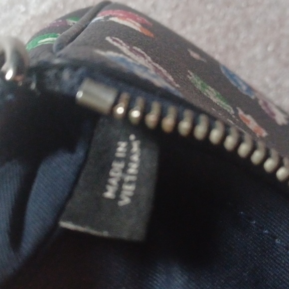 SOLD - COACH Large Wristlet 19 in Wildflower Print - Mini Purse - Picture 11 of 15